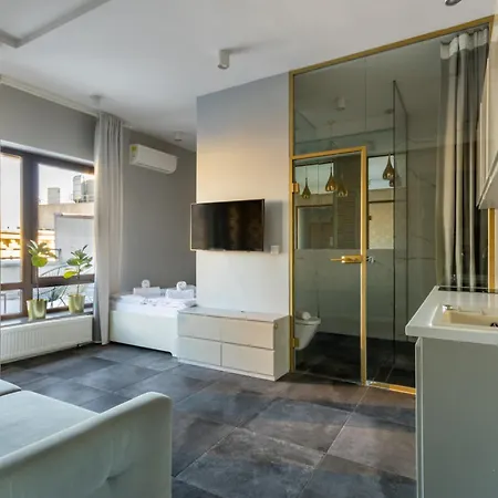 Kamienice Ruska, Sun&snow