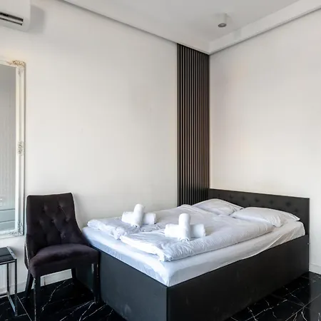 Kamienice Ruska, Sun&snow *